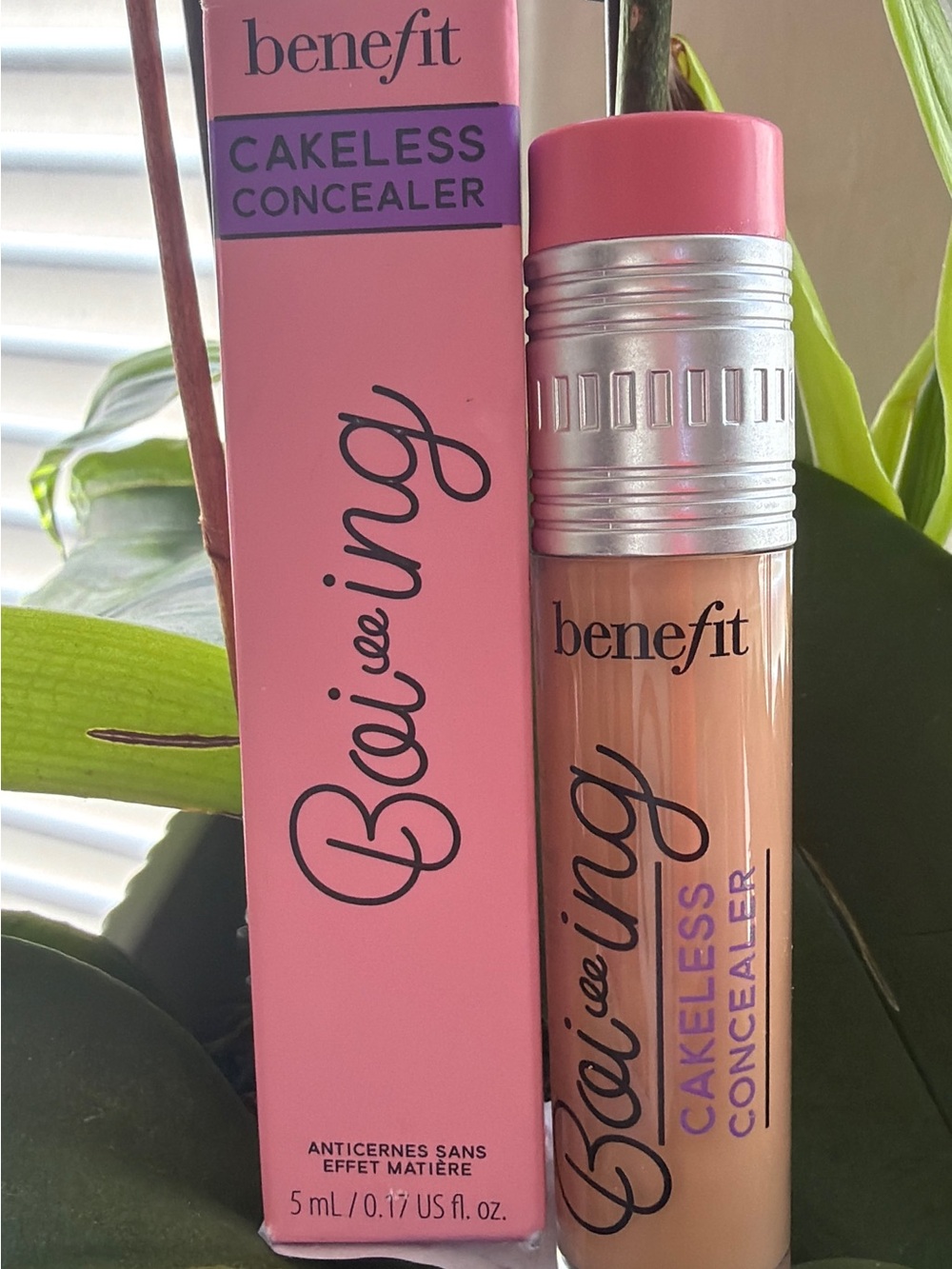 Benefit Boi-ing Cakeless Concealer - 6.25 Good Vides Medium Golden